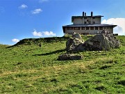 Ritorno sul Monte Valletto (2371 m) con Avaro (2080 m), Monte di Sopra (2269 m) dai Piani dell’Avaro il 12 settembre 2022 - FOTOGALLERY